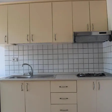 1 Rem Br Apartament *