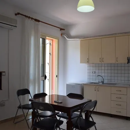 Apartament 1 Rem Br